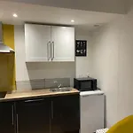 T1 Bis Cosy Proche Gare Apartament *