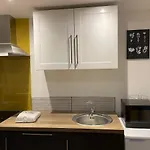 T1 Bis Cosy Proche Gare Apartament *