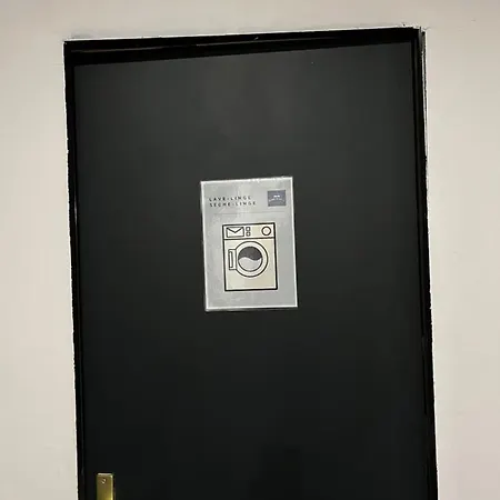 T1 Bis Cosy Proche Gare Apartmán *